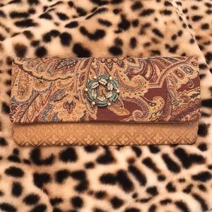 NWT! PATTI BROOKS DESIGNS PALM BEACH ONE-OF-A KIND CLUTCH BAG WITH WREATH BROOCH